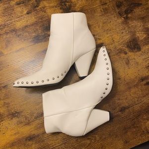 Western boots/ Chelsea boots/ ankle boots